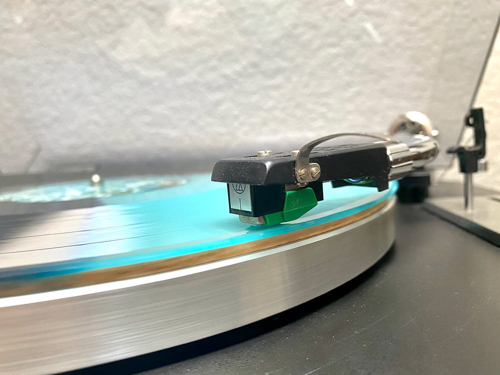 š§ Downbeat.fm Vol. 4 Track 12